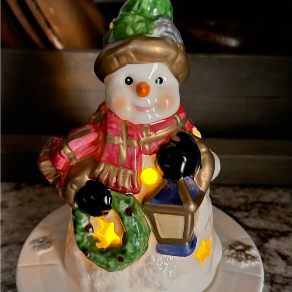 Coynes, 2002, Cute Porcelain Snowman Tea Lite Shield & Candle Tray. - Picture 11 of 11